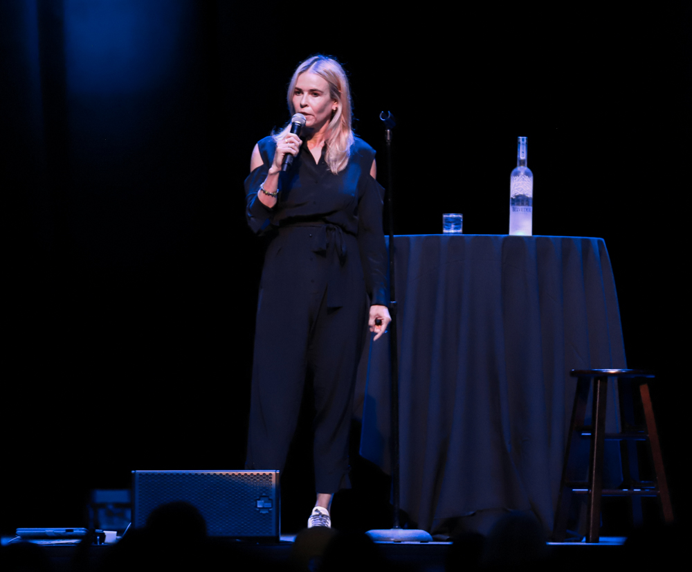 GO LIVE: THIS JUST IN…CHELSEA HANDLER IS VACCINATED & HORNY….OH SHES ON  TOUR TO!!! – The Vinyl